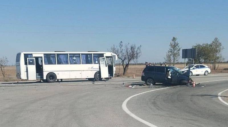 В Симферопольском районе произошло ДТП с участием автобуса