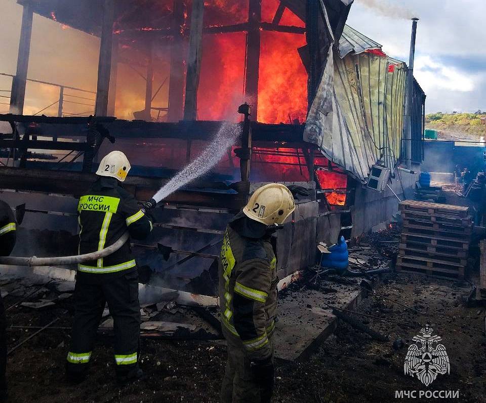 В Симферопольском районе произошел пожар в частном доме