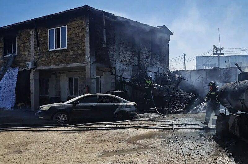 В Севастополе на улице Стахановцев произошел пожар
