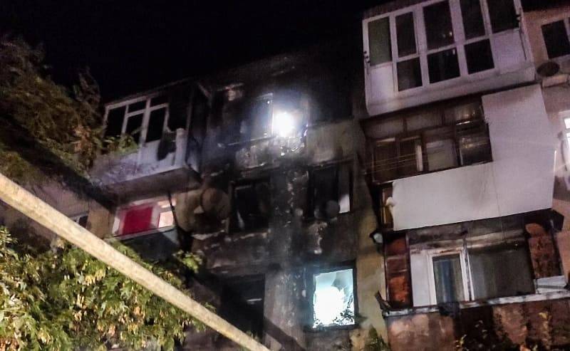 На улице Новикова в Севастополе произошел пожар
